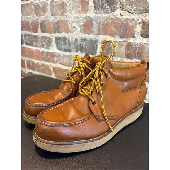 • RED WING • Cognac Brown/Tan Heritage Work Classic Moc Chukka Boot • Men’s appr